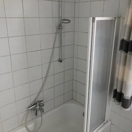 Andresen Dünenstraße 16 *